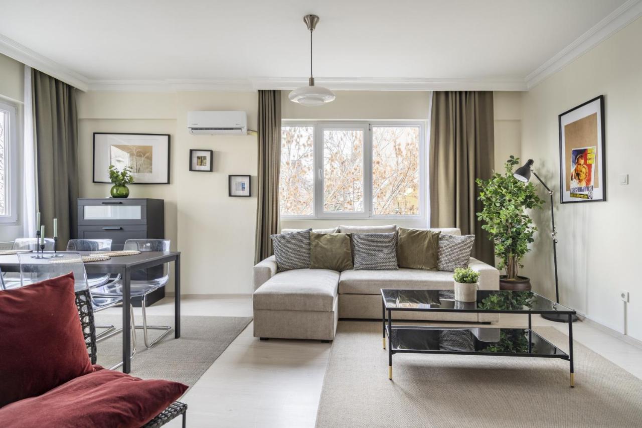 Modern Flat With Balcony On Bagdat Street Appartement Istambul
