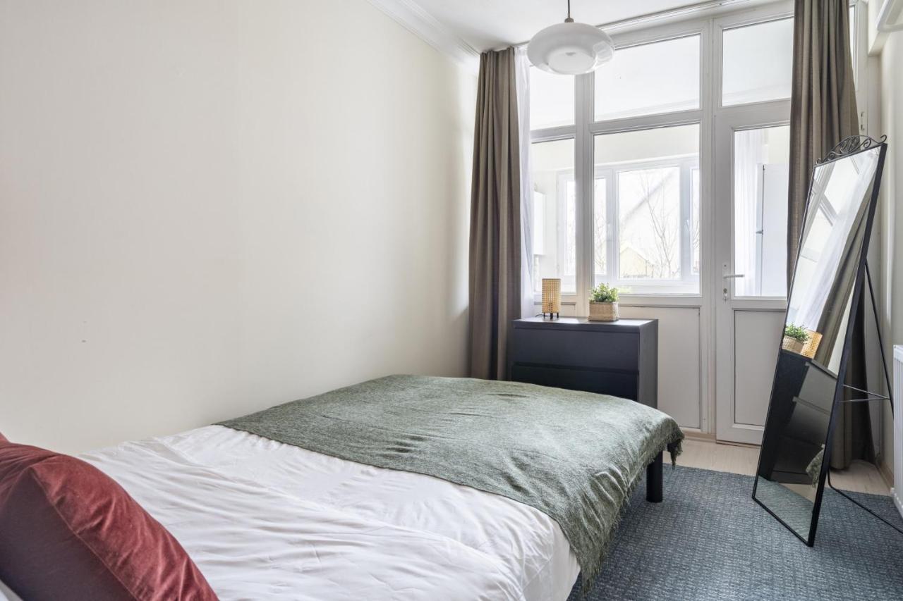 Modern Flat With Balcony On Bagdat Street Appartement